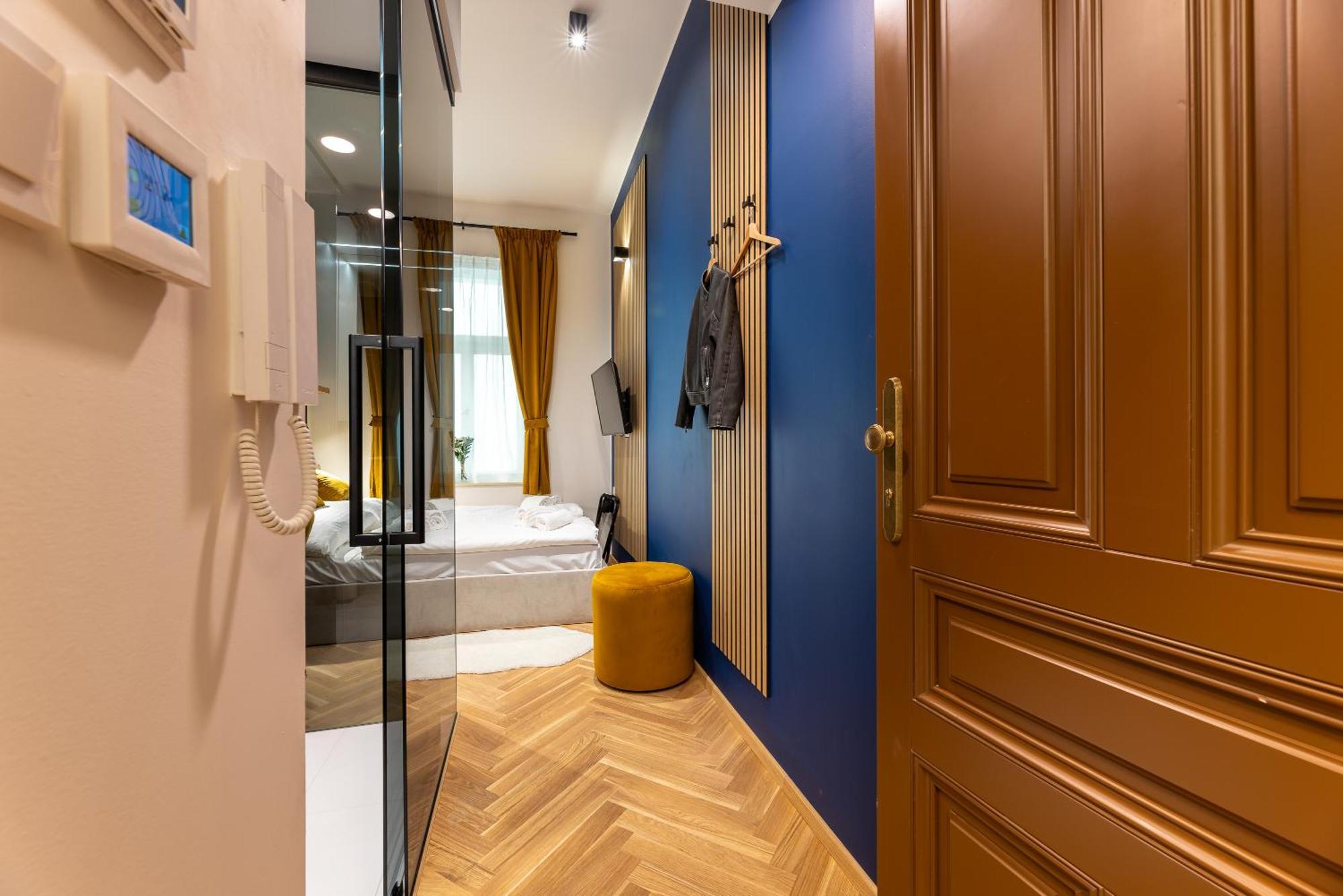 Modern Urban Room In The City Center Of Praag Buitenkant foto