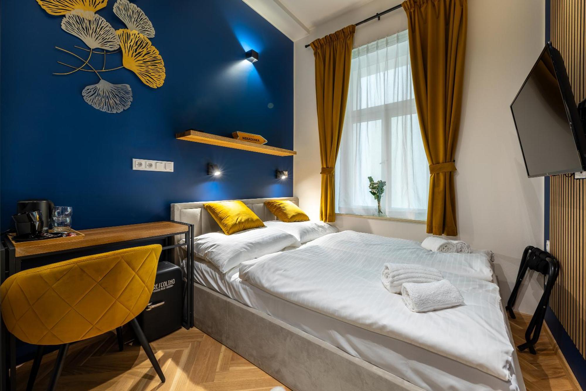 Modern Urban Room In The City Center Of Praag Buitenkant foto